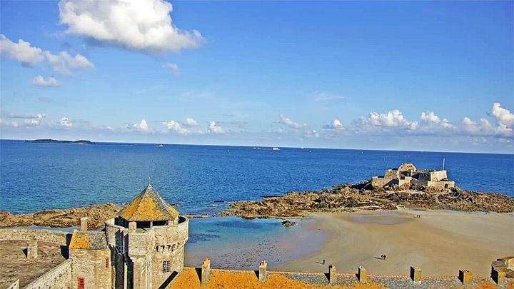 Онлайн веб-камера Сен-Мало, Франция (Сен-Мало, Франция)